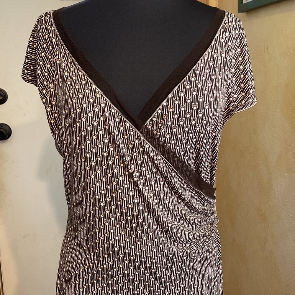 Studio M brown and cream geometric print surplice neck jersey knit midi dress
